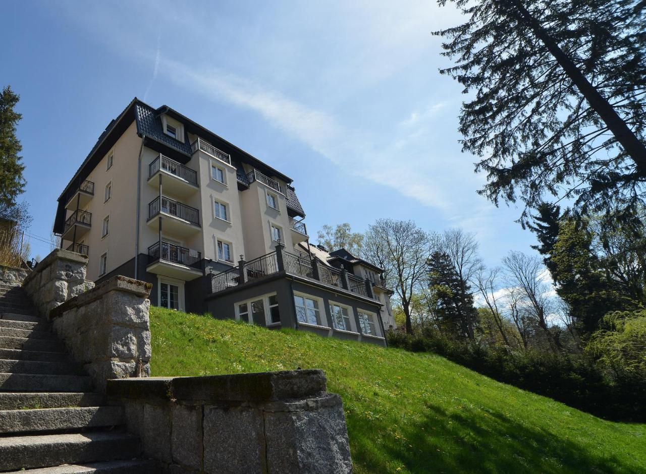 Apartamenty Sun Seasons 24 - Villa Avangarda Szklarska Poręba Εξωτερικό φωτογραφία